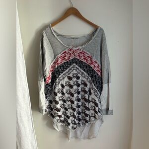 We the Free Large Sweatshirt